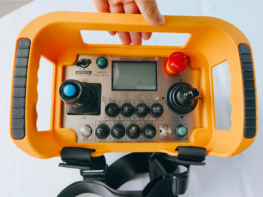 Control remoto para el robot de transporte de paneles de pared