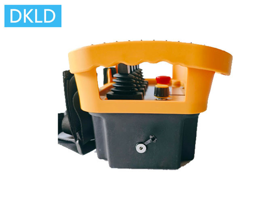 5 Control remoto inalámbrico de buques no tripulados con joystick