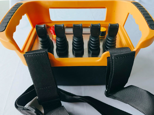 5 Control remoto inalámbrico de buques no tripulados con joystick