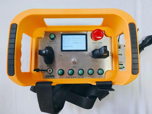 Control remoto inalámbrico para la conducción autónoma de vehículos no tripulados