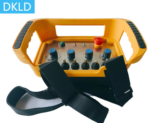 Control remoto inalámbrico industrial para máquinas de carga y descarga