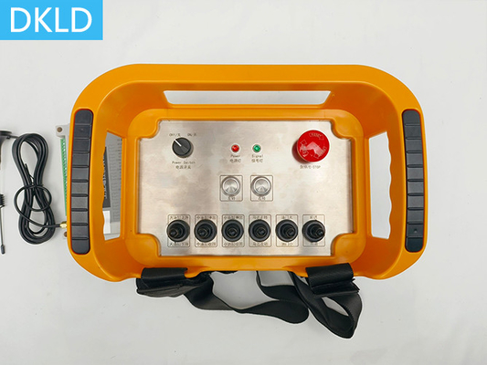 Control remoto inalámbrico industrial para vehículos de construcción