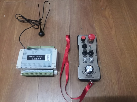 Sistema teledirigido industrial modificado para requisitos particulares flexible del chasis