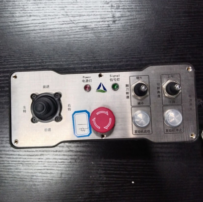 Sistema teledirigido industrial modificado para requisitos particulares flexible del chasis